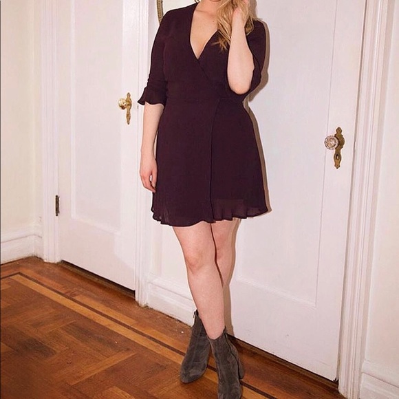 Reformation Zoe Wrap Dress - Picture 2 of 3